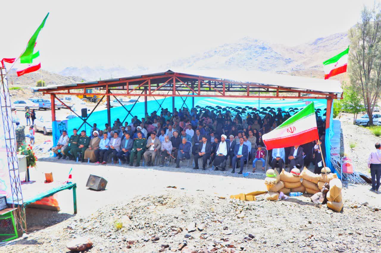 به مناسبت گرامی‌داشت هفته بسیج سازندگی بزرگداشت جهاد گر شهید علی امیری برگزار شد