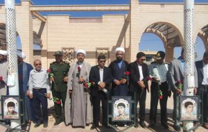 قبور مطهر شهدا به مناسبت هفته تربیت بدنی در شهرستان فاریاب عطرافشانی شد