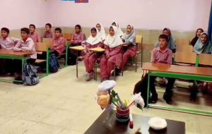 پویش زندگی با آیه ها در مدرسه شهید بلادر فاریاب برگزارشد